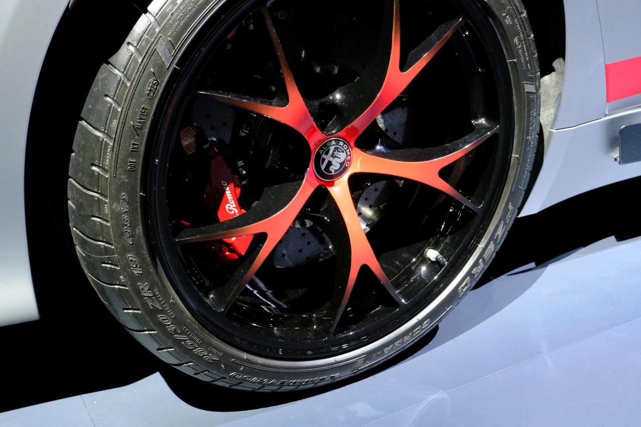 画像 : 11番目の画像 - アルティメット・スーパーカー・ガレージ - Webモーターマガジン