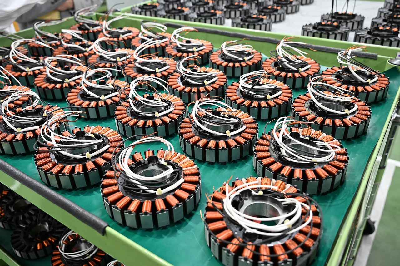 画像: Hondaの発電機は、小型で静粛性も高く、良質な電気が供給できるということでトップブランドとなっている。その発電機の心臓部となるインバーターも熊本製作所内で銅線を巻くところから内製している。