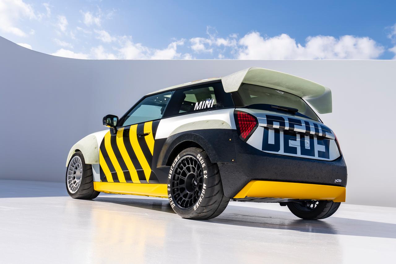 画像 : 2番目の画像 - MINIが日本初公開のコンセプトカー「THE SKEG」と新モデル「MINI GP INSPIRED EDITION」を発表 - Webモーターマガジン