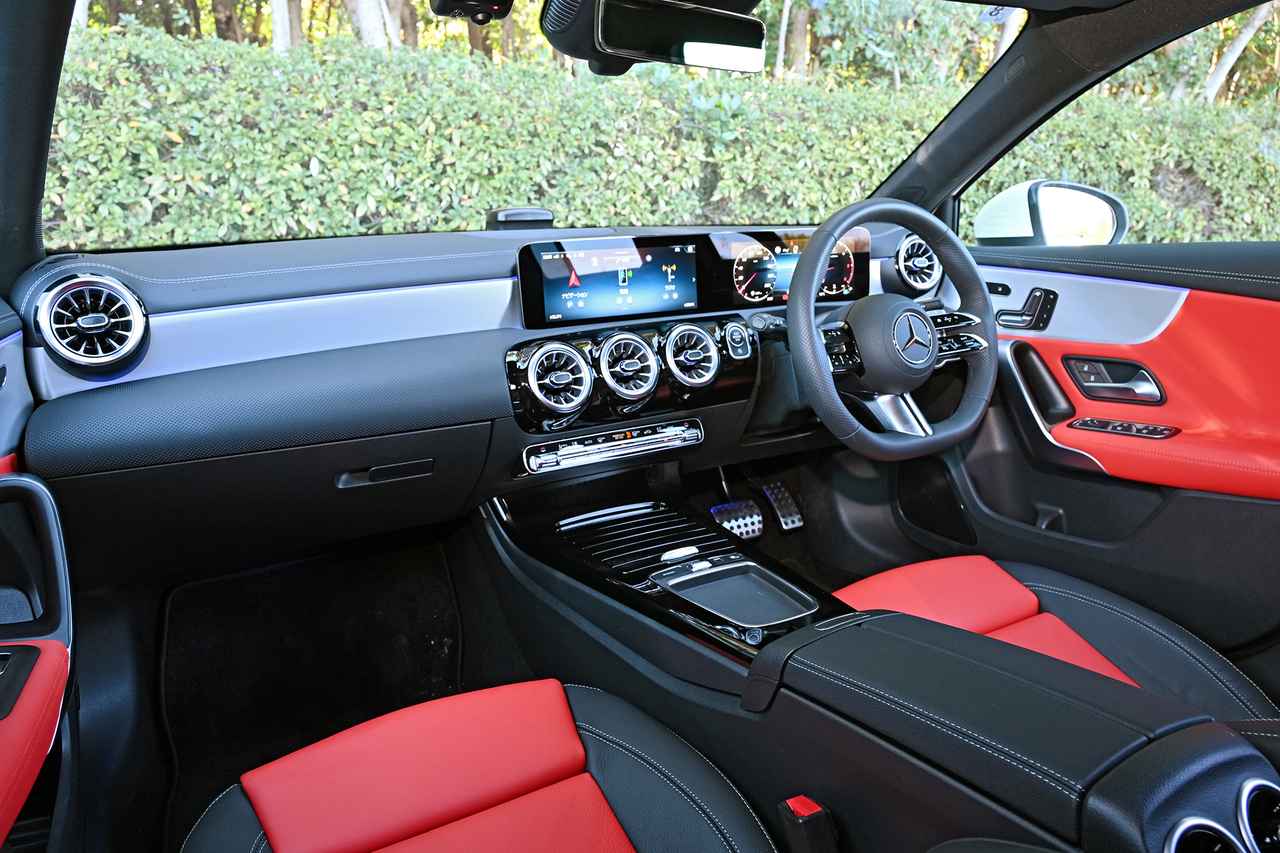 画像 : 5番目の画像 - メルセデス・ベンツ A200d アーバンスターズ - Webモーターマガジン