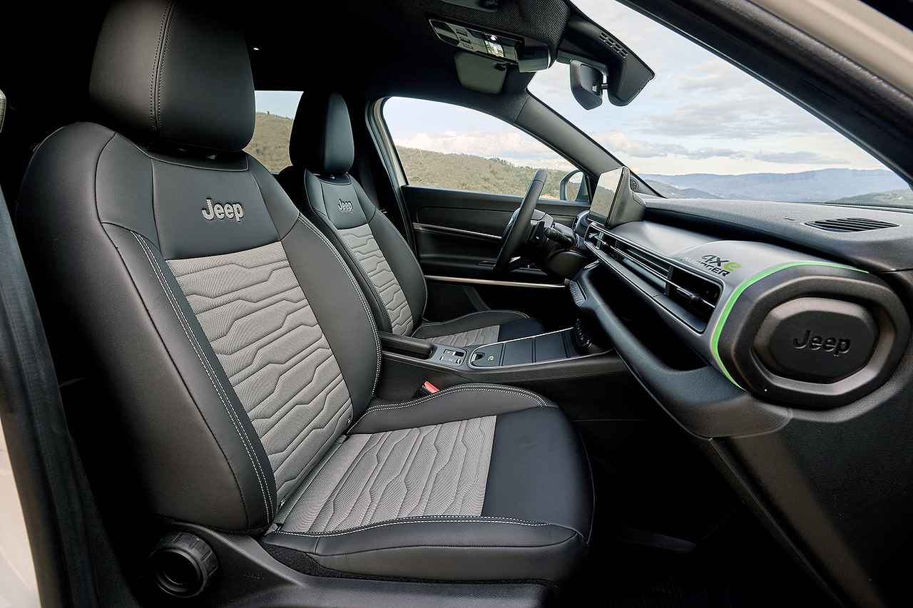 画像 : 6番目の画像 - ジープ アベンジャー4xe ハイブリッド - Webモーターマガジン