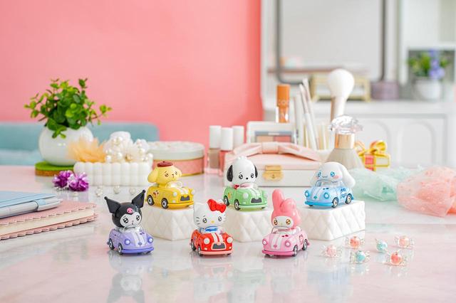 画像: タカラトミー、「トミカ」をかわいくチューンアップした新シリーズ『TOMICA TUNES』を展開。第一弾はサンリオキャラクターとのコラボレーション - スマートモビリティJP