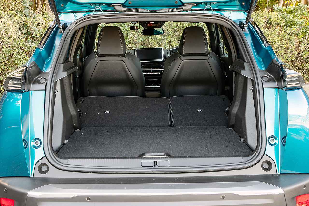 画像 : 15番目の画像 - プジョー2008 写真蔵 - Webモーターマガジン