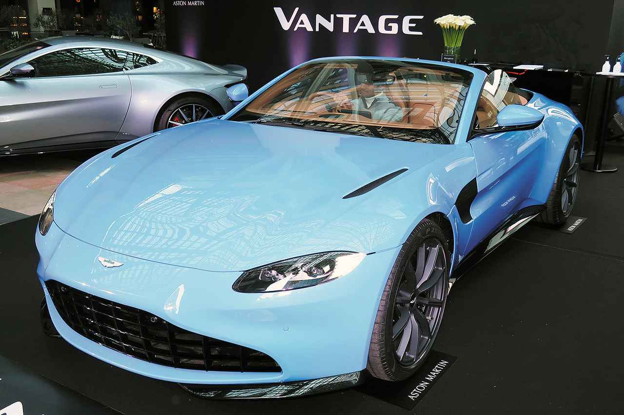 画像: 2020年に追加されたロードスターは、伝統の「ベーングリル」を採用。このグリルはクーペでも選択可能になった。