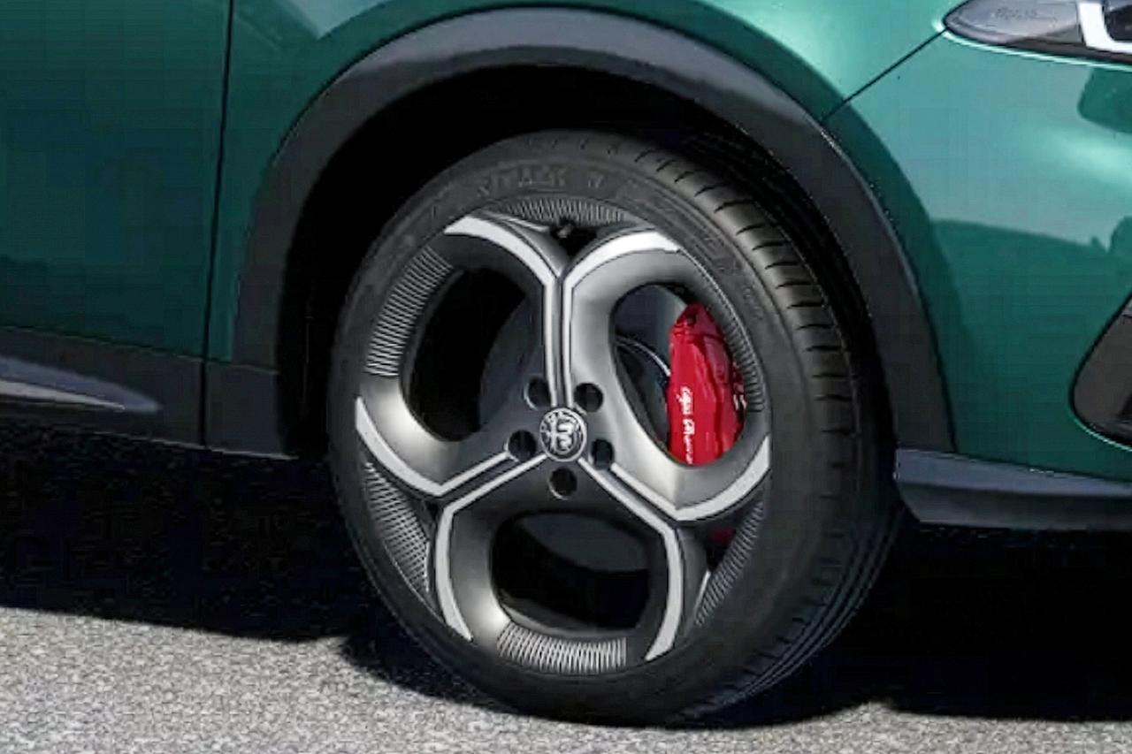 画像 : 8番目の画像 - アルファロメオ トナーレ - Webモーターマガジン