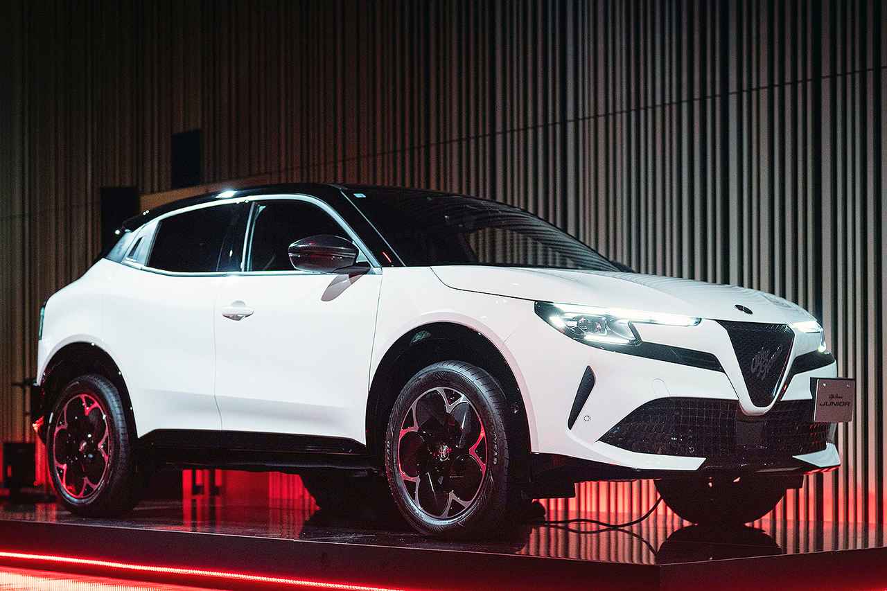 画像 : 11番目の画像 - アルファロメオ トナーレ - Webモーターマガジン