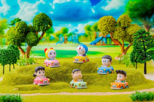 画像: トミカの新シリーズ「TOMICA TUNES」のシリーズ第4弾に「ドラえもん」が登場! - Webモーターマガジン
