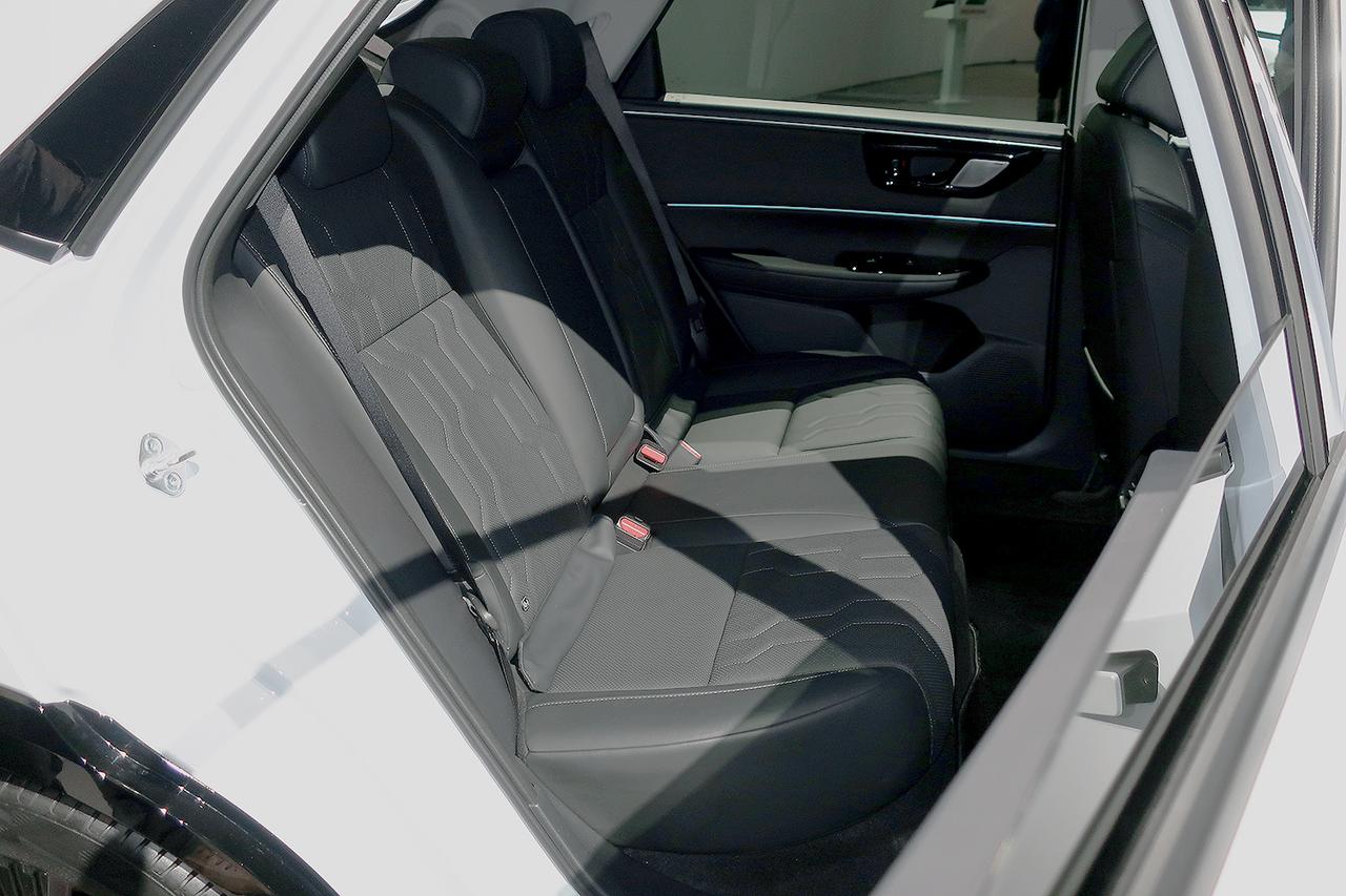 画像 : 11番目の画像 - ホンダ インサイト 写真蔵 - Webモーターマガジン