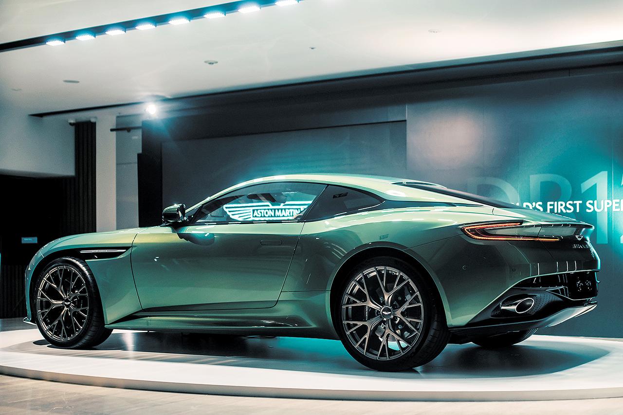 画像 : 3番目の画像 - アストンマーティン DB12 - Webモーターマガジン