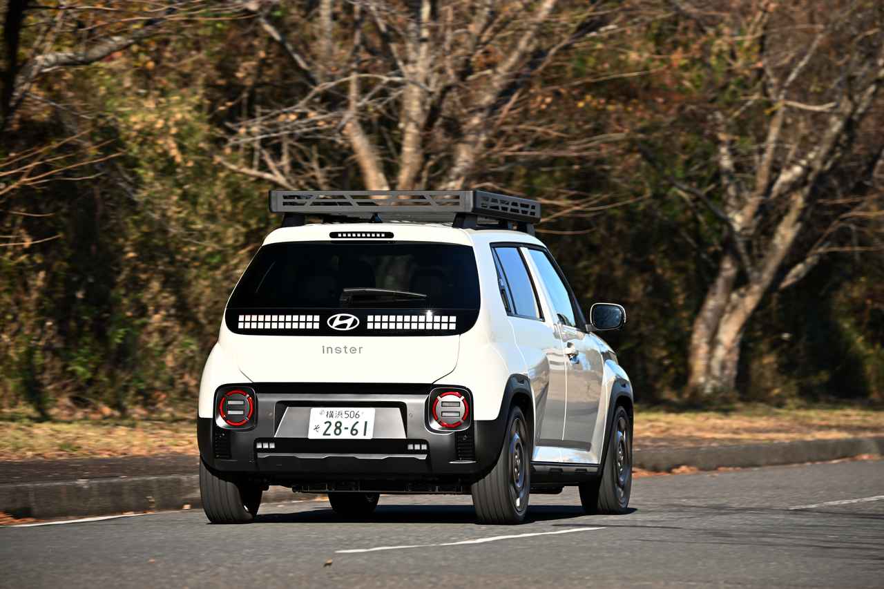 画像: インスタークロスの電気自動車らしい走りも魅力。ペダルやハンドル操作とクルマに一体感があり満足できるパフォーマンスが味わえる。