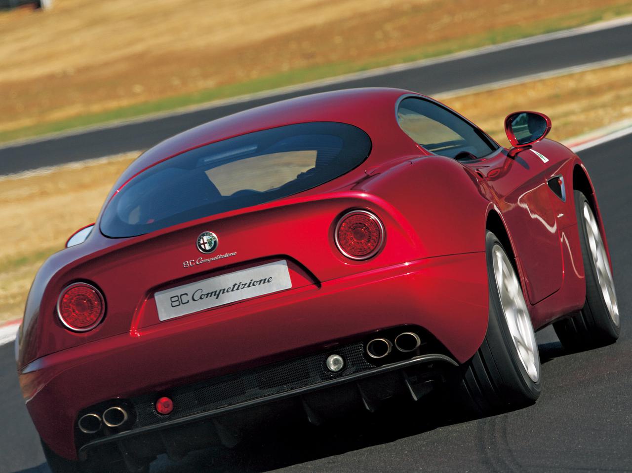 画像: 【ヒットの法則376】アルファ8Cコンペティツィオーネは感性に訴えかけるスーパーカーだった - Webモーターマガジン