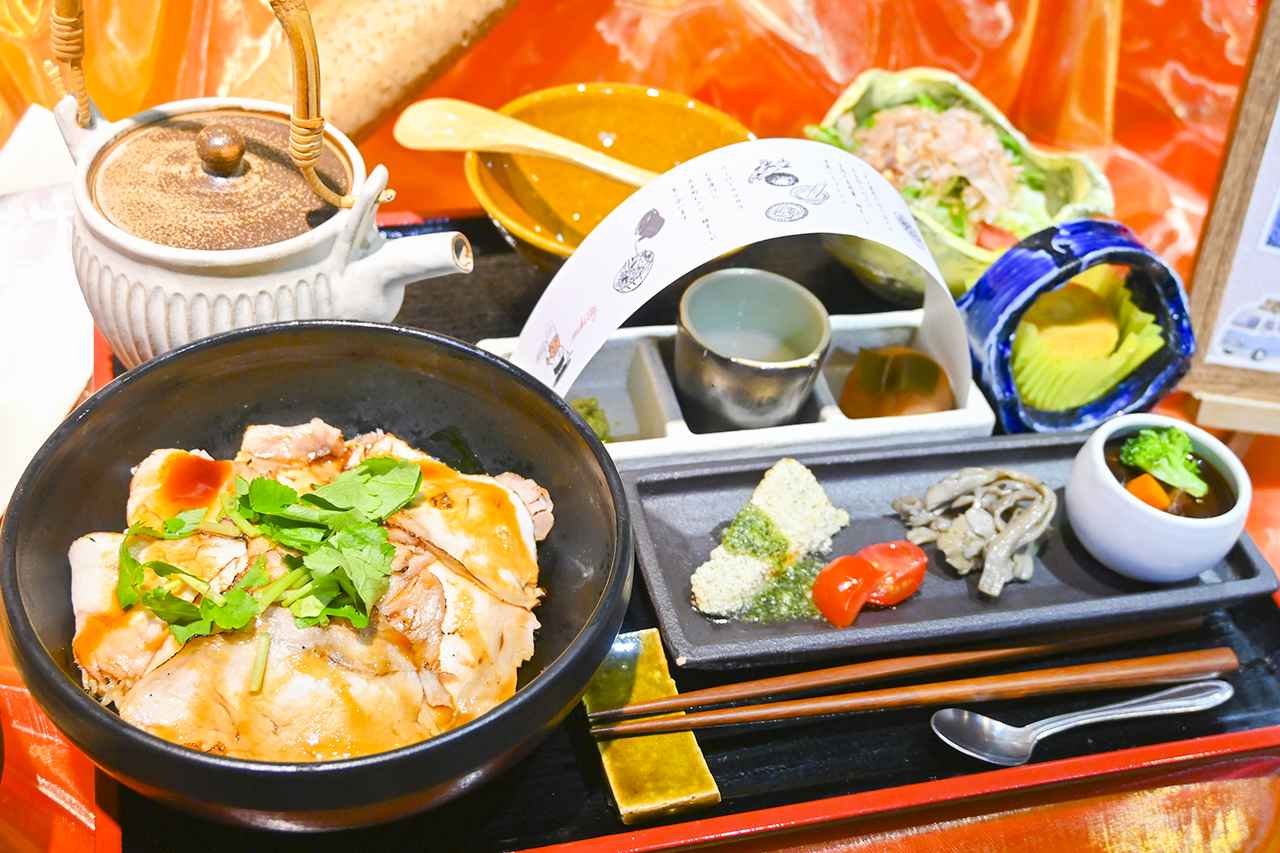 画像 : 1番目の画像 - 第2回 ハイウェイめし甲子園 表彰式 - Webモーターマガジン