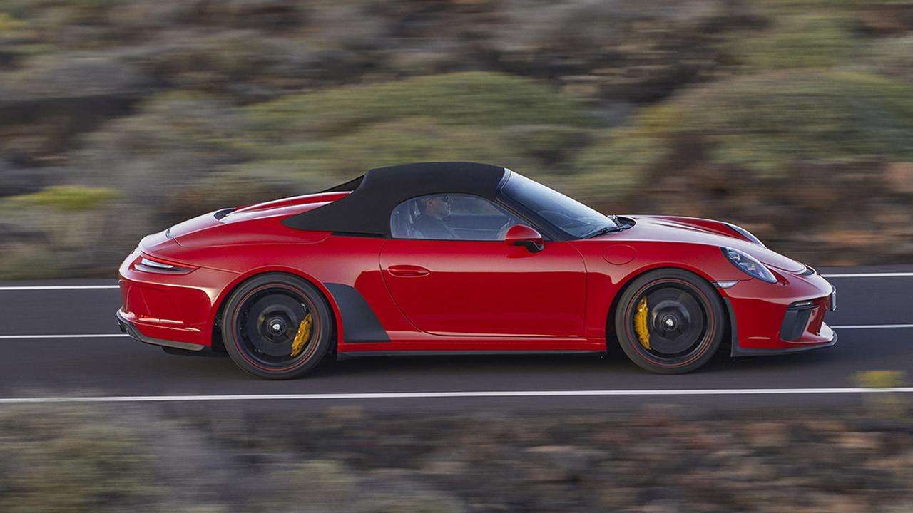 画像: 【海外試乗】タイプ991が魅せた究極の花道「ポルシェ911スピードスター」。迫力の姿と刺激的な走りに迷いなし! - Webモーターマガジン