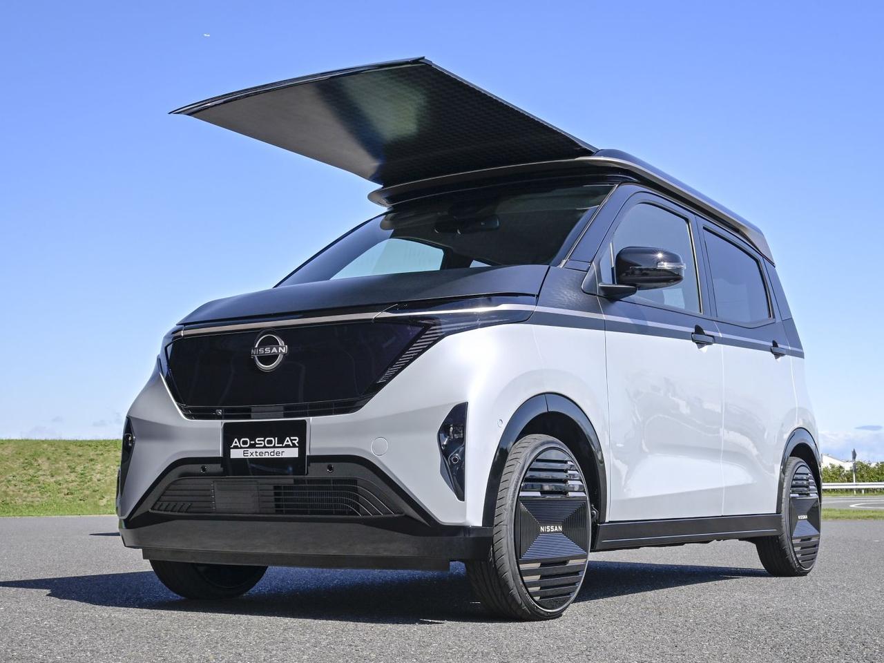 画像: 日産サクラ「Ao-Solar Extender」は青空を味方にする軽EV！年間3000km相当の電気を自給自足で賄うから、もっと地球に優しくなれる - Webモーターマガジン