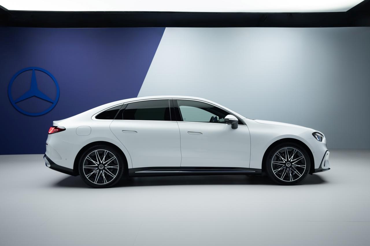 画像: メルセデス･ベンツ 新型Cクラス 横