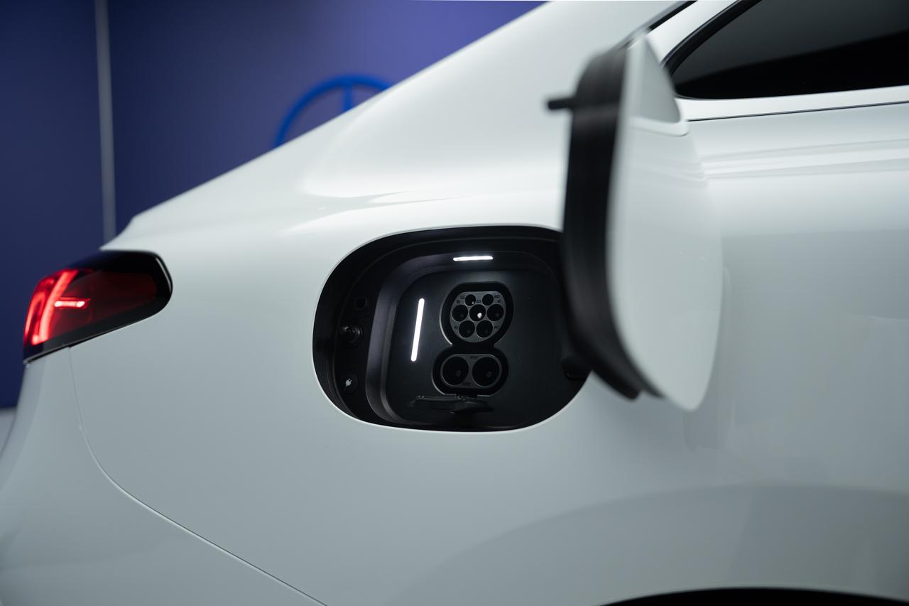 画像 : 22番目の画像 - メルセデス･ベンツ新型CクラスBEV - Webモーターマガジン