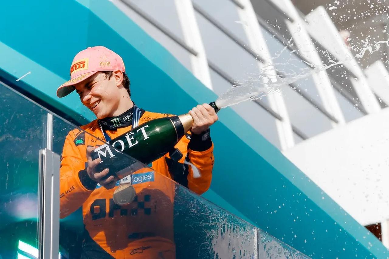 画像: 昨年2025年マイアミGPではマクラーレンのオスカー・ピアストリが快勝。2位にもチームメイトのランド・ノリスが入った。