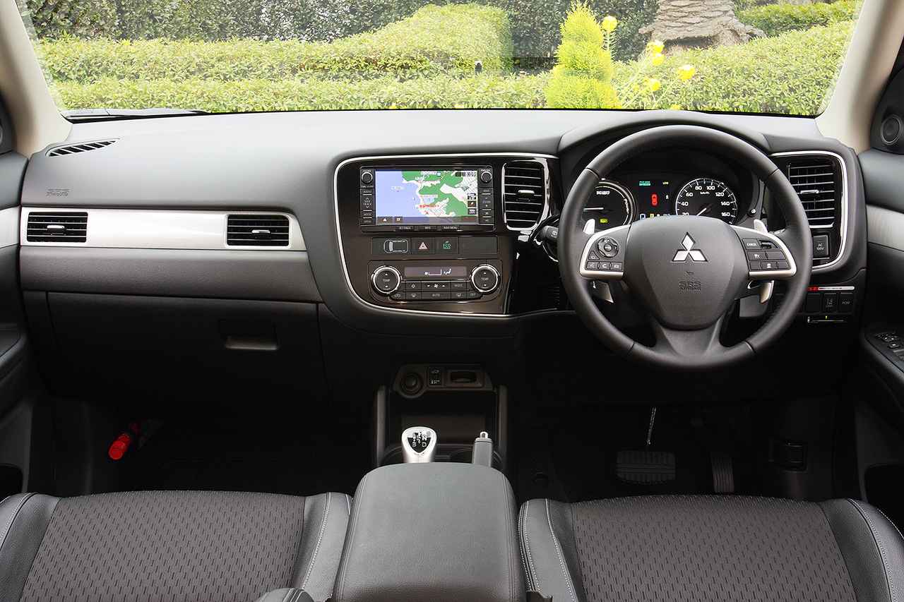 画像 : 5番目の画像 - 三菱 アウトランダーPHEV - Webモーターマガジン