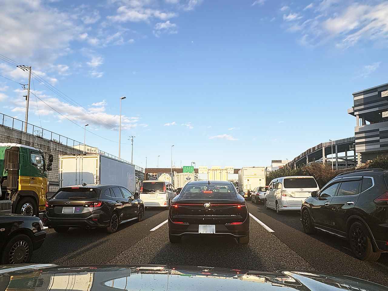 画像: 【高速道路情報】GWは渋滞が必至！ 後半の5連休、関東甲信越では最長で45kmの渋滞予測も - Webモーターマガジン