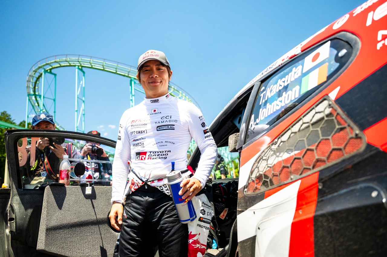 画像: 地元での優勝が期待された勝田貴元(トヨタ)は、デイ1でのアクシデントで優勝争いから後退。それでもデイ2で順位を挽回し総合4位でフィニッシュ。
