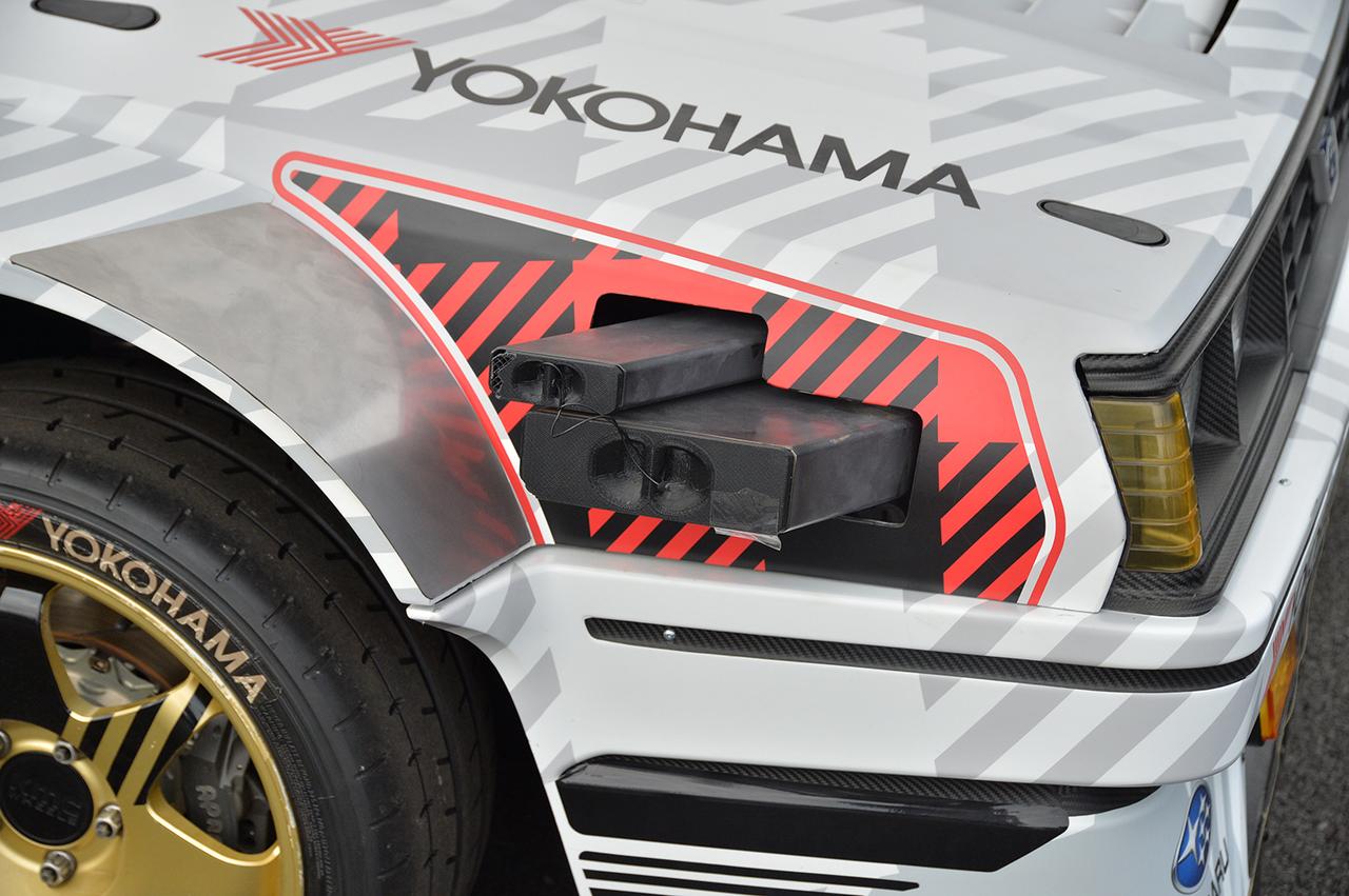 画像: 2.3Lで862psもの大パワーを絞り出すEJ20型エンジンを搭載。トランスミッションはシーケンシャルの6速を組み合わせる。