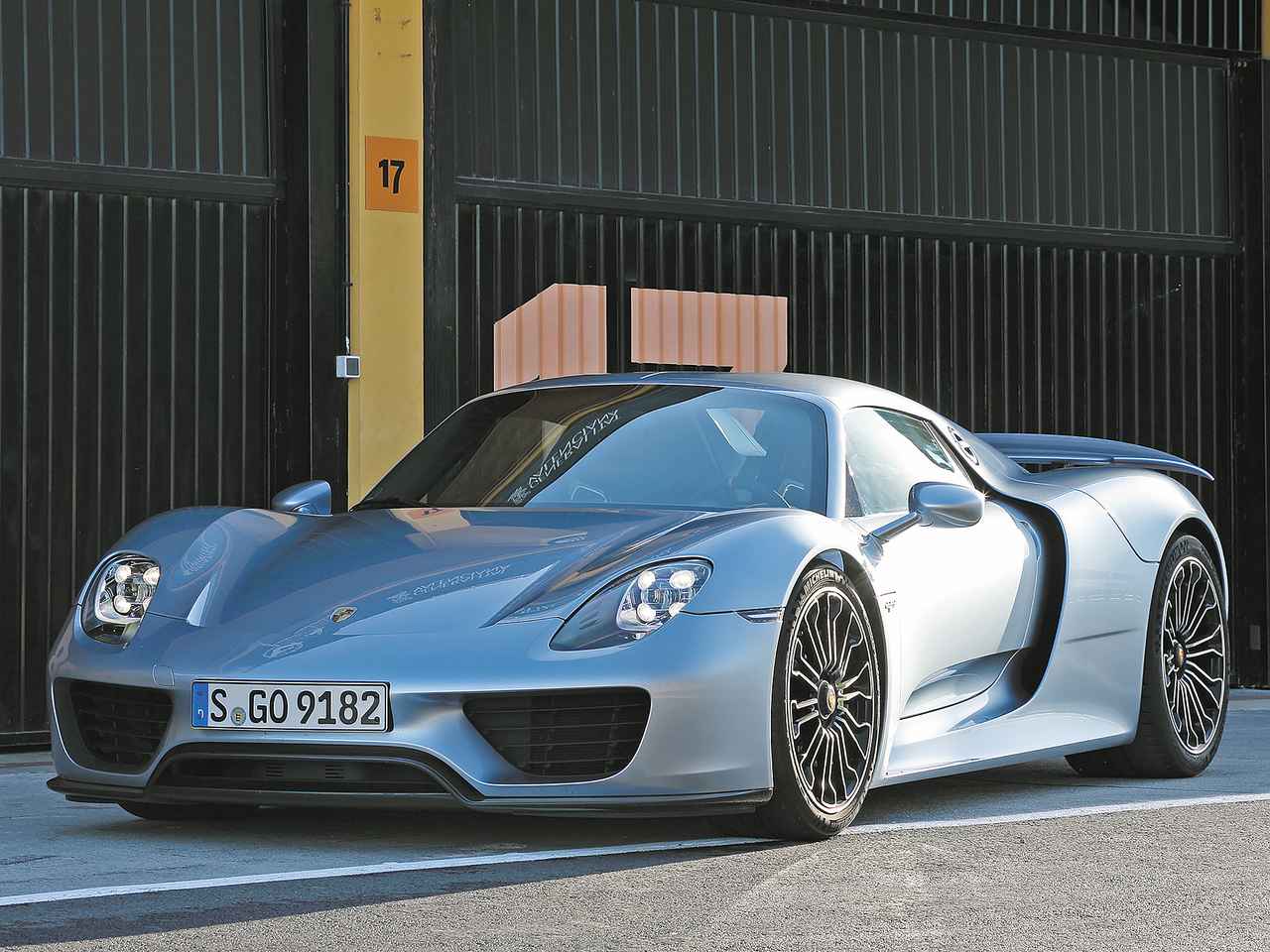 画像 : 1番目の画像 - ポルシェ 918スパイダー - Webモーターマガジン