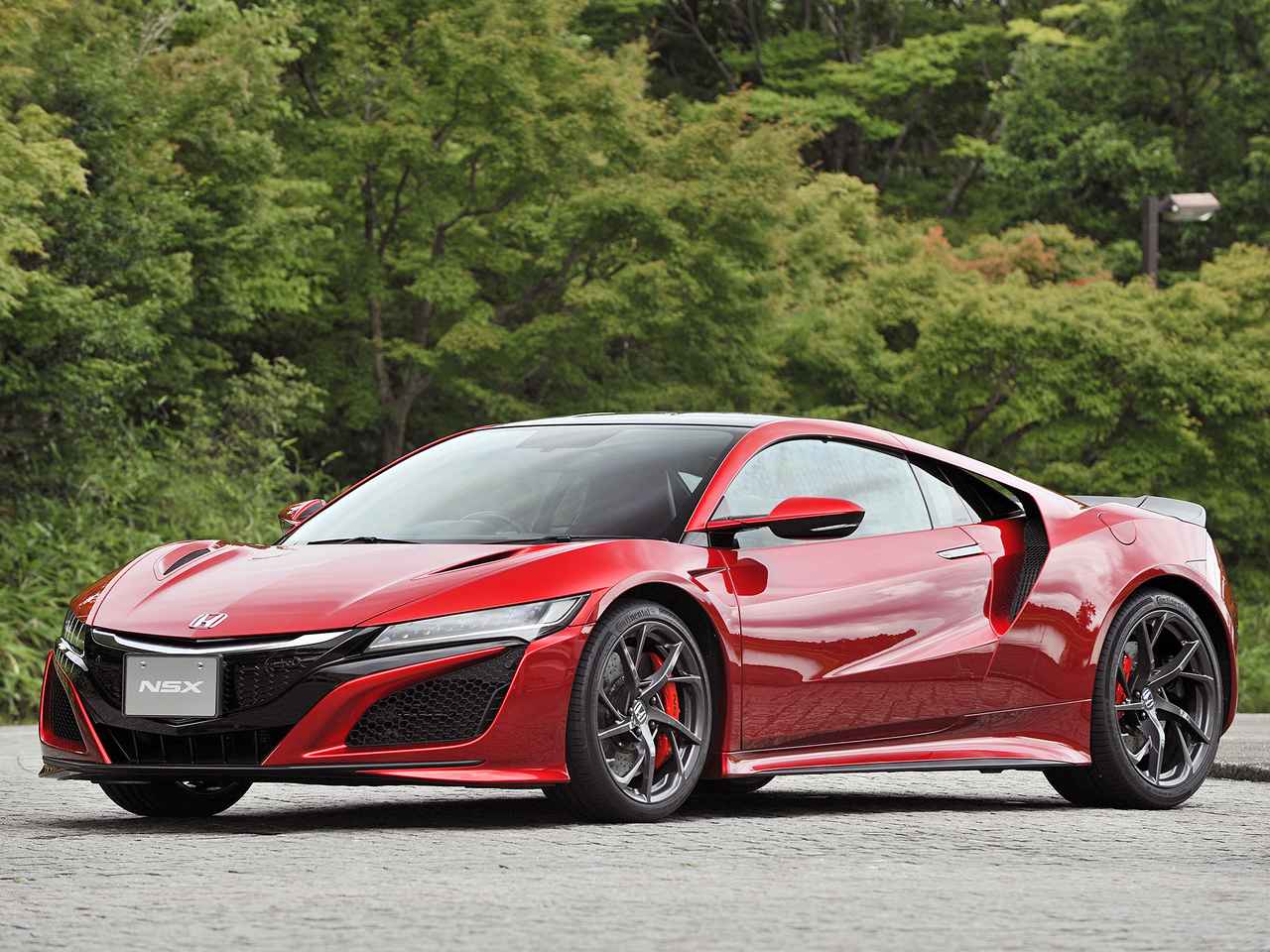 画像: ホンダ NSX(2代目)は、モーターでハンドリングをコントロールする革命的HVスーパースポーツカーだった【スーパーカークロニクル/126・最終回】 - Webモーターマガジン