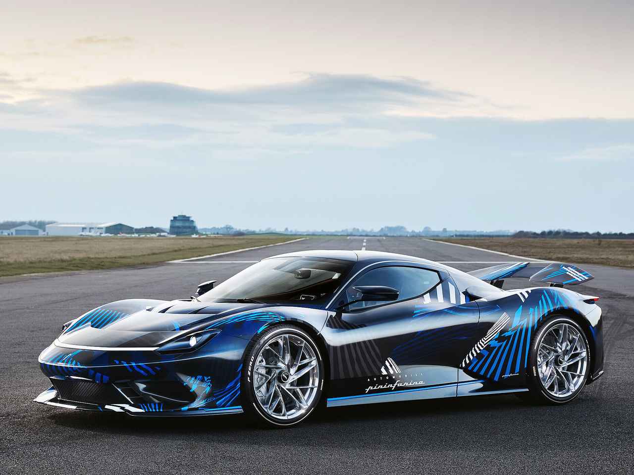 画像: ピニンファリーナ バッティスタは、創業者の名が与えられたハイパーEV【スーパーカークロニクル/112】 - Webモーターマガジン
