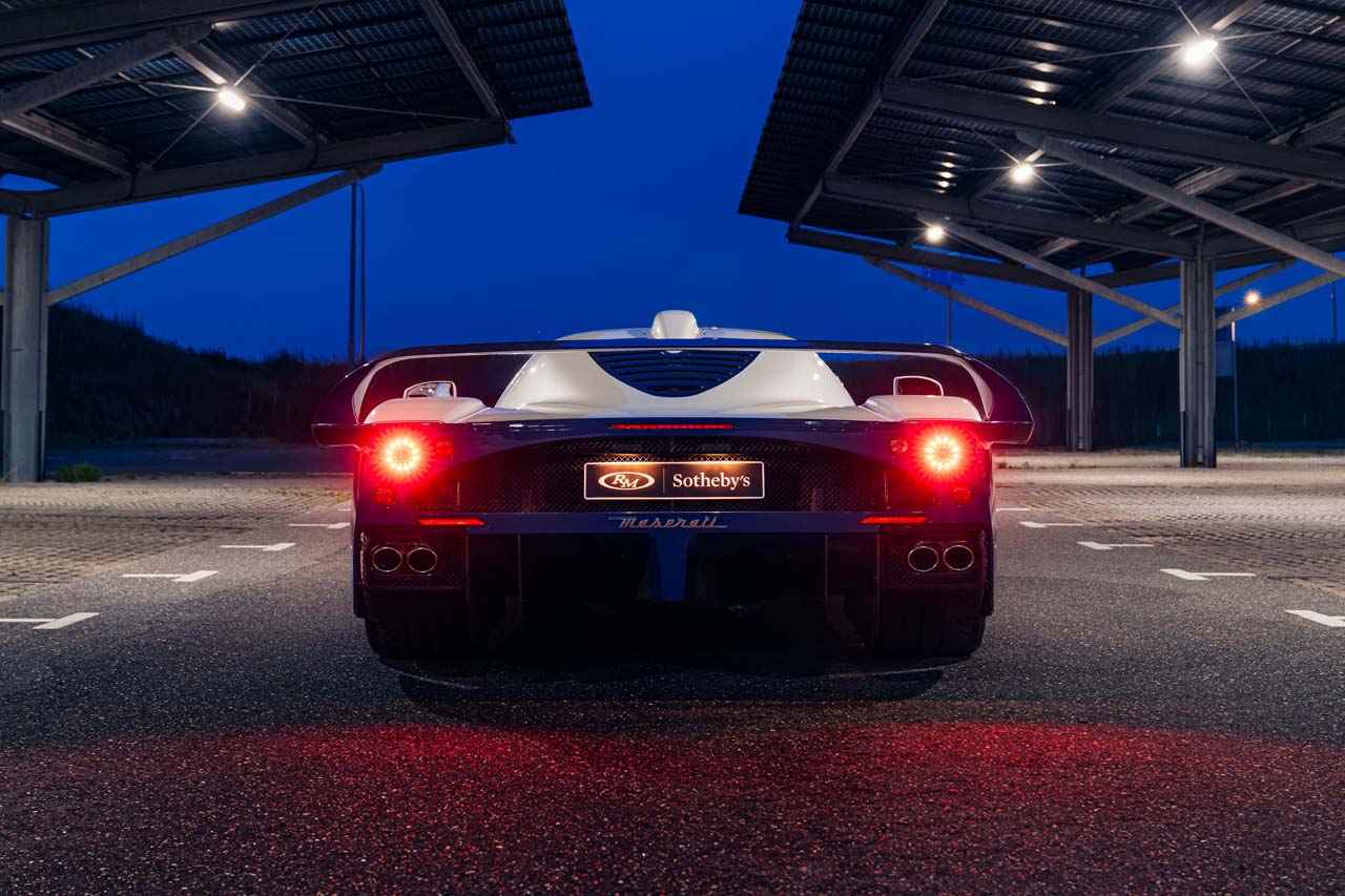 画像2: Maserati MC12
