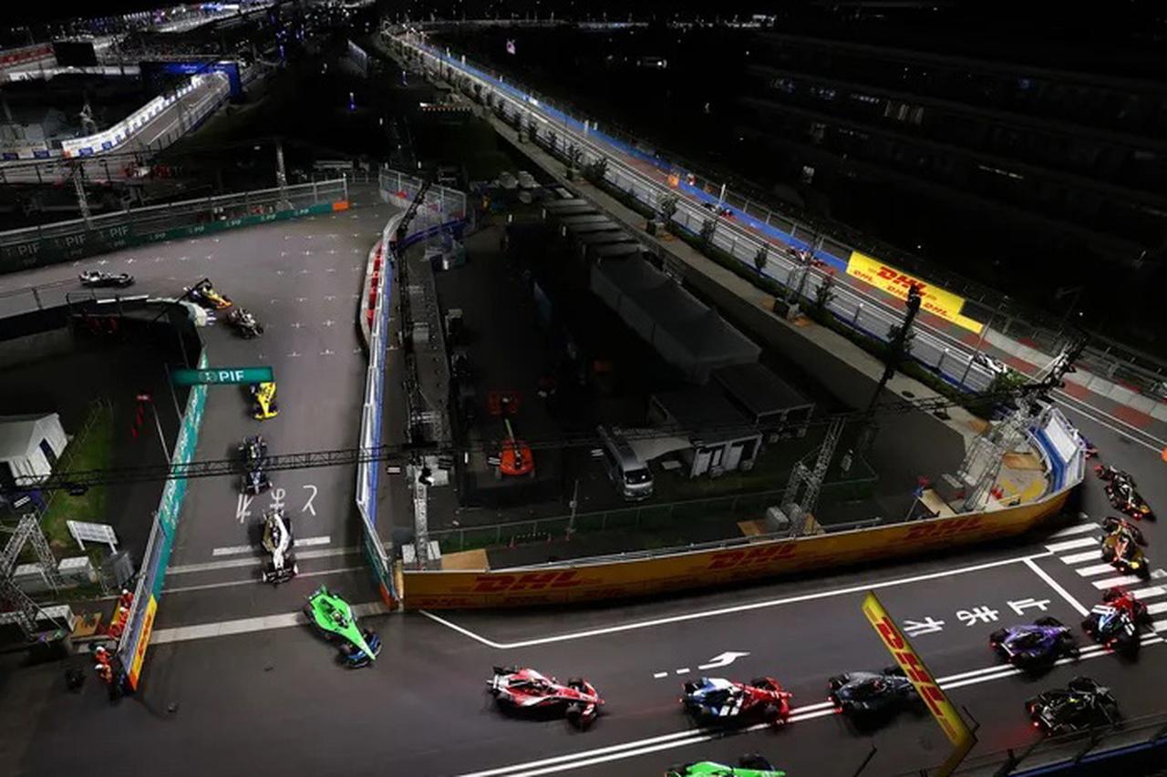 画像: 2024年から日本初の市街地レースとして始まったフォーミュラEの東京ラウンドは、今年からナイトレースとして開催された。
