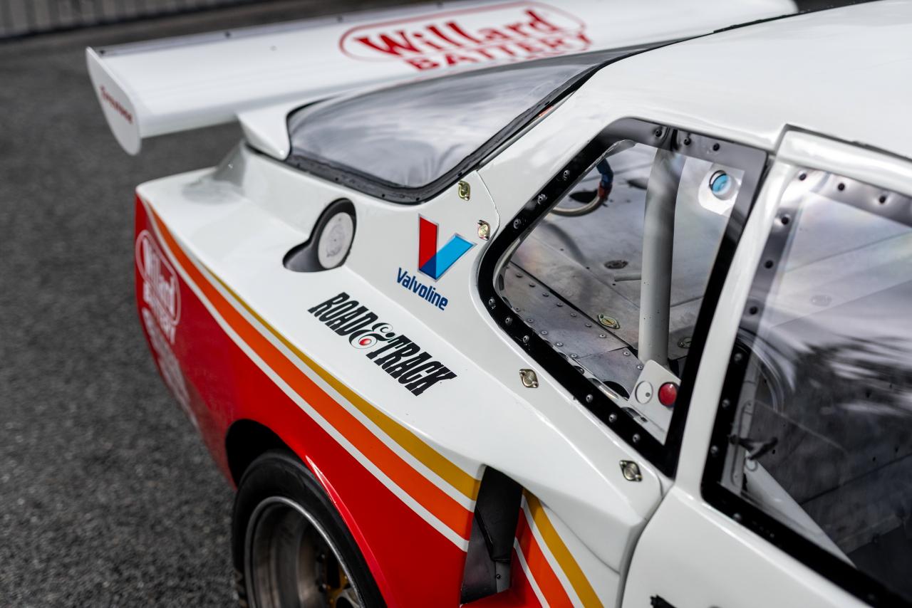 画像1: 「そんなに神経つかうのか…」プロドライバーも舌を巻く、ポルシェが本気になった「924GTR」のモンスターぶり