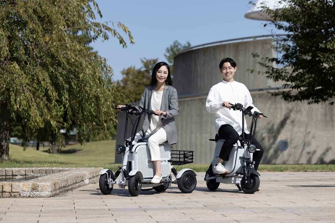 画像: バイクタイプや4輪モビリティも登場している。（画像はチャットカートとチャットバイク）