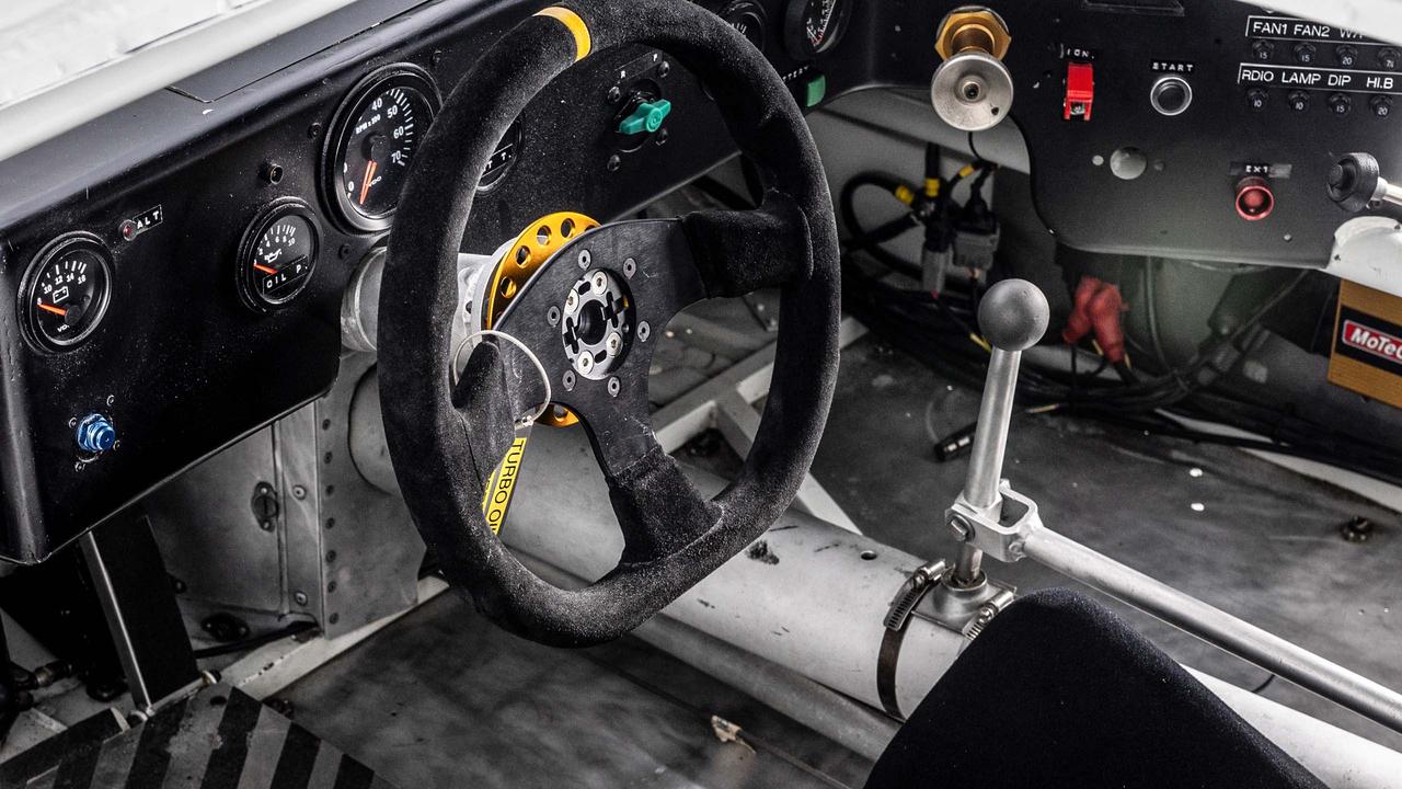 画像: 「そんなに神経つかうのか…」プロドライバーも舌を巻く、ポルシェが本気になった「924GTR」のモンスターぶり - Webモーターマガジン