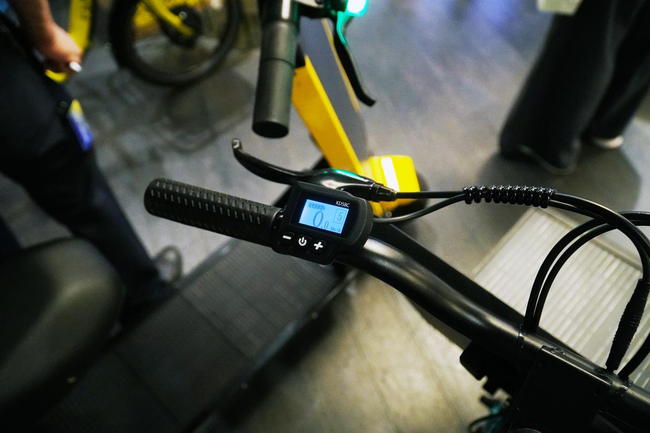 画像 : 7番目の画像 - HelioX「Solar E-Bike」 - Webモーターマガジン