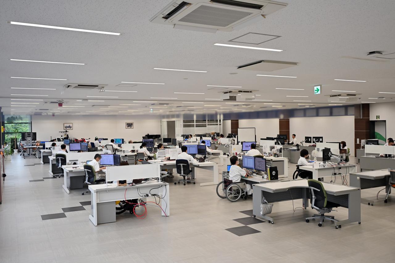 画像: ホンダ太陽（本社第一工場）:大分県日出町に本社があるホンダ太陽は、他に別府市、埼玉県和光市に事業所を構え、従業員数396名（2026年4月時点）、内障がい者は238名で全体の60％を超える。