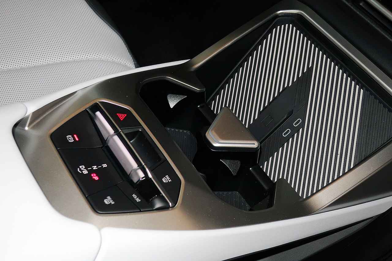 画像 : 7番目の画像 - BMW iX3 - Webモーターマガジン