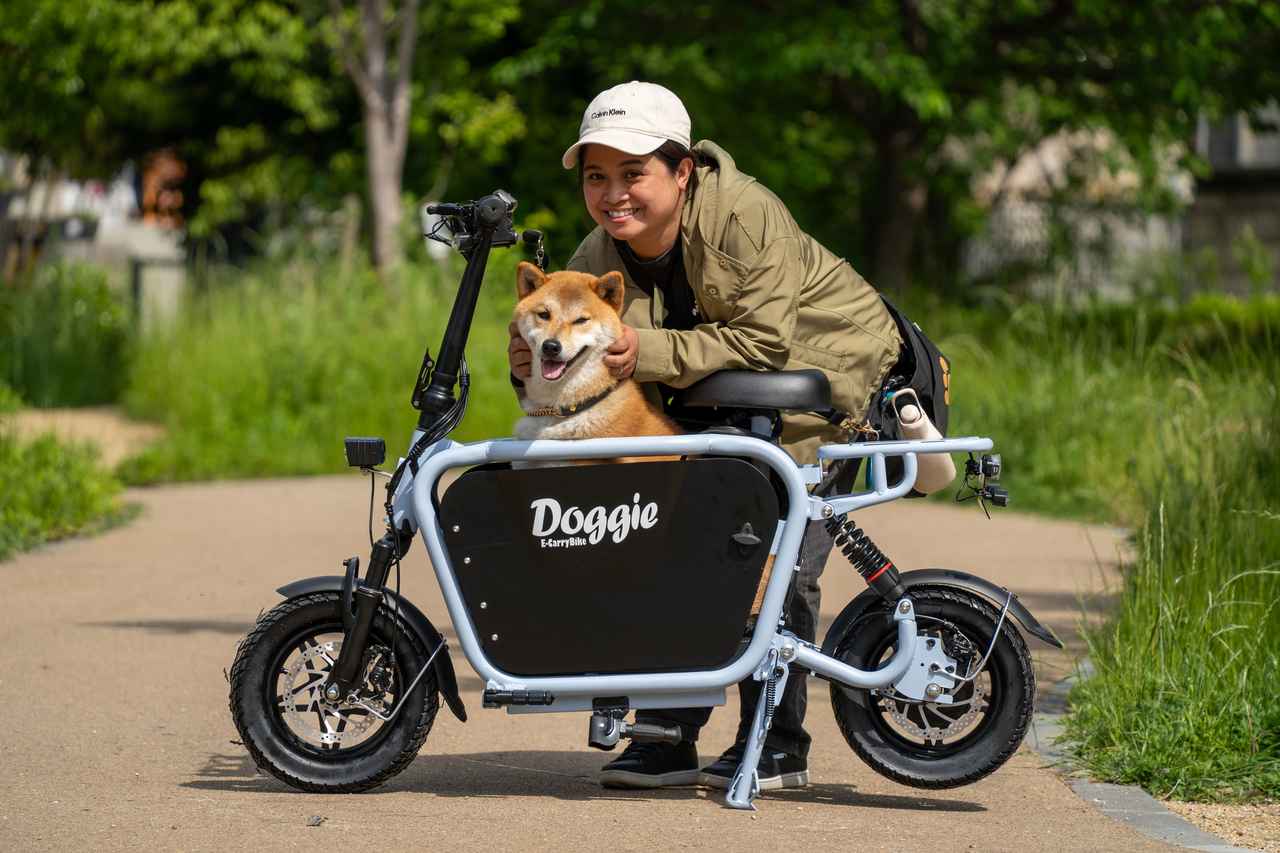 画像: 愛犬を乗せて気軽にお出かけできる。