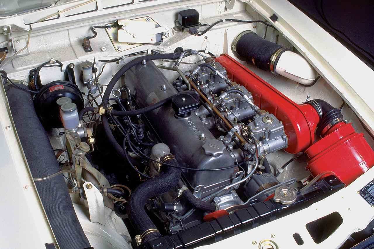 画像: S54B型スカイラインGTのG7型エンジンはプリンス自動車の技術の結晶といえるグロリア用のパワーユニットがベース。スムーズな直6 SOHCのフィーリングは一級品だっだ。