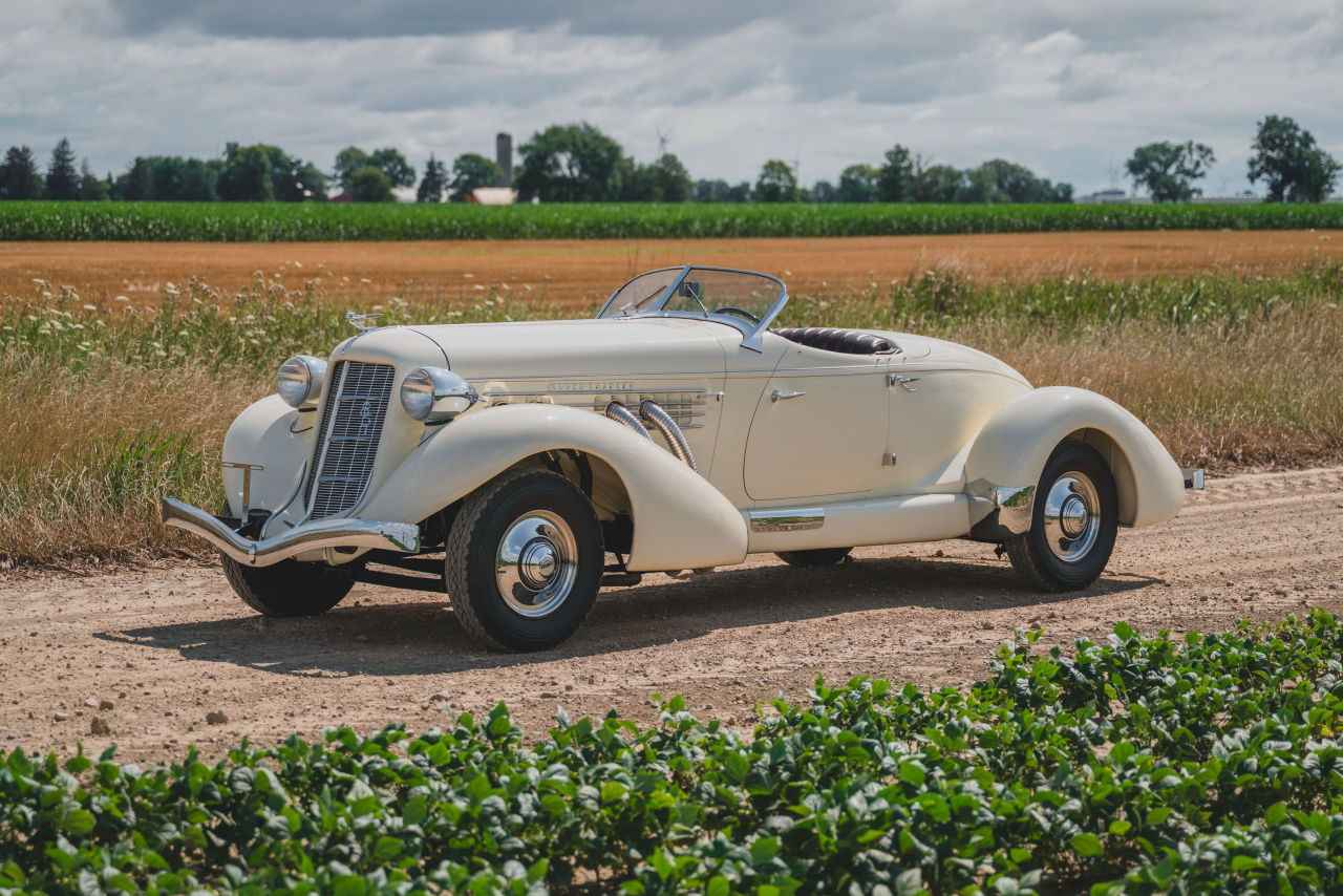 画像: 1935年型の851と、翌1936年型の852を合わせた総生産台数は、諸説ありますが一般的に約143〜150台程度(約500台という説もあり)とされています。