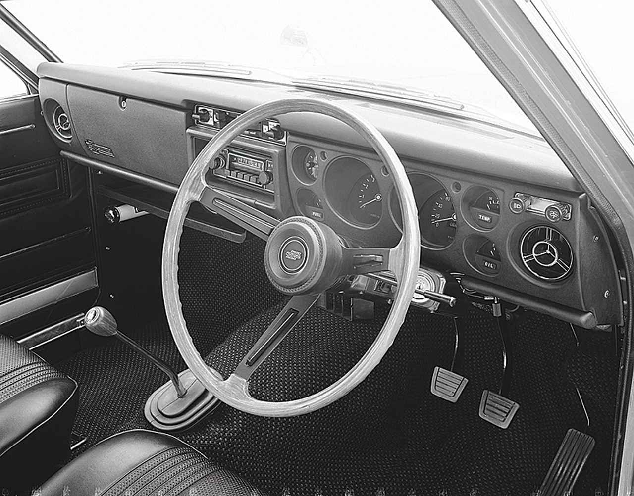 画像 : 3番目の画像 - ダットサン ブルーバード1600SSS - Webモーターマガジン