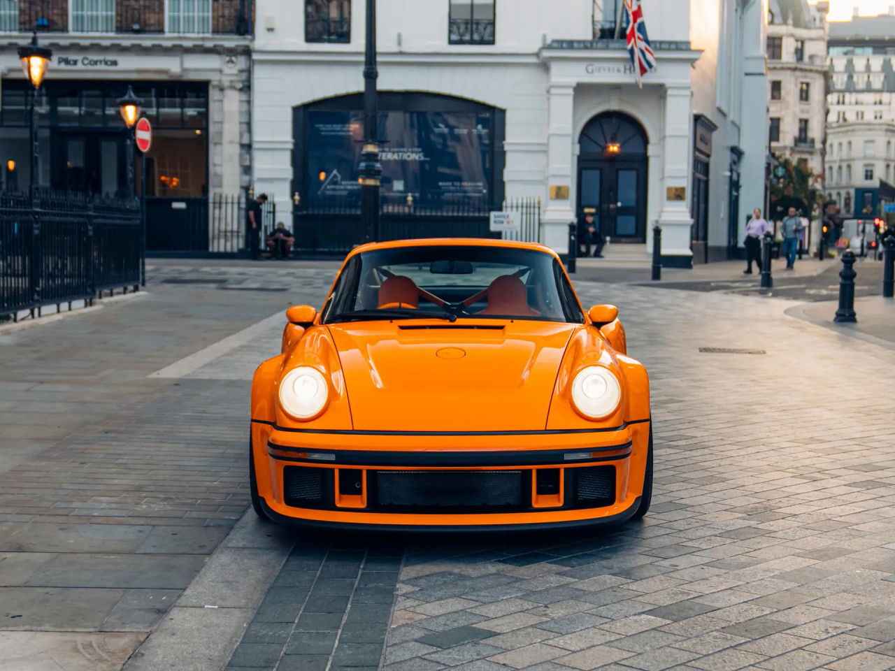 画像 : 11番目の画像 - 【画像14枚】ポルシェ911を再解釈したシンガー「DLSターボ」 - Webモーターマガジン