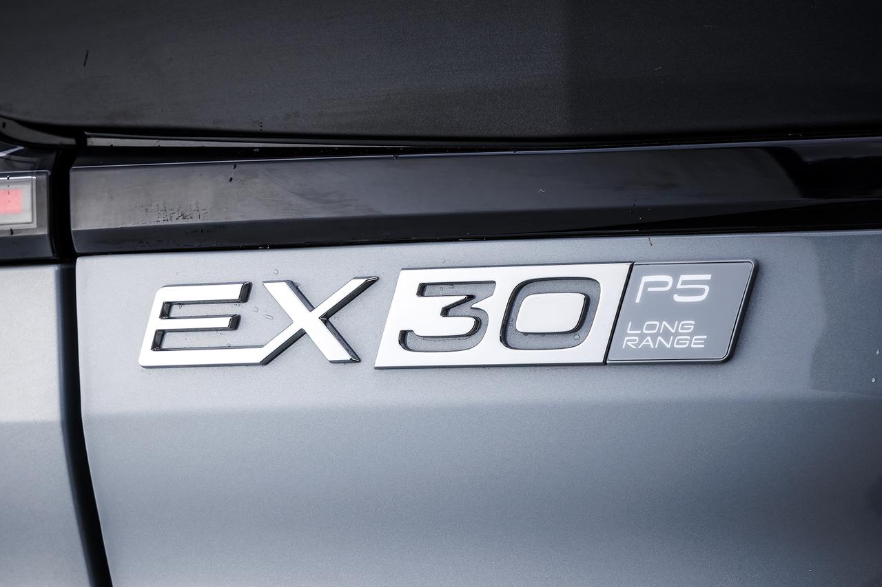 画像 : 4番目の画像 - EX30 Cross Country Ultra P5 Long Range Electric 特別仕様車 - Webモーターマガジン