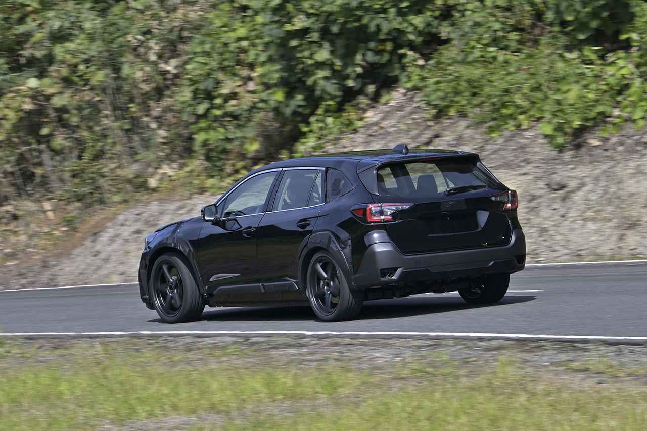 画像: 鋭い加速と、安定した挙動のフラットライドを見せる試作台車。