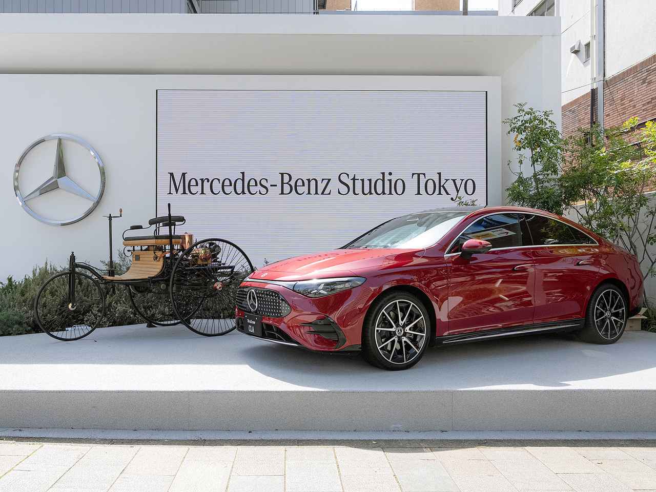 画像: メルセデス・ベンツの新たなブランド体験拠点「メルセデス・ベンツ ストゥーディオ トウキョウ」が表参道にオープン - Webモーターマガジン