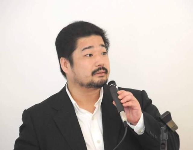 画像: 安田 英久(やすだ・ひでひさ) プログラミングやサーバー、データベースなどの技術系翻訳書や雑誌『インターネットマガジン』などの編集や出版営業を経て、現在Webサイト 「Web担当者Forum」編集長。ビジネスにおけるWebサイトの企画・構築・運用と、オンラインマーケティングの2軸をテーマにメディアを展開している。 個人としては、技術とマーケティングの融合によるインターネットのビジネス活用の新しい姿と、ブログ/CGM時代におけるメディアのあるべき姿を模 索し続けている。趣味は素人プログラミングと上方落語と南インドカレー。