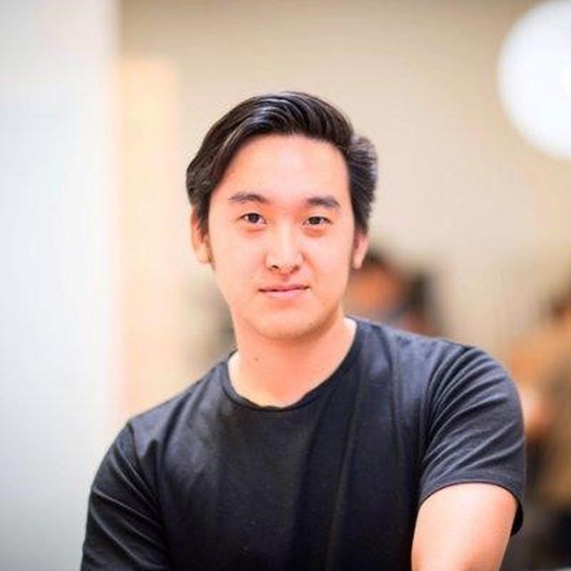 画像: 瀧澤 優作 2017年、当時6人・創立3ヶ月のFireworkにジョイン。グロースマーケターとしてアプリサービスのグロースから日本支社設立を担当。入社4年で社員200名・グローバル5オフィスまで拡大。グローバルのグロースマーケティングマネージャーと日本マーケットの展開を担当。