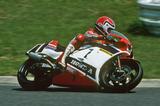 画像: 1984年、ホンダRS750を駆るM.ボールドウィン。なお、このとき彼は27歳でした。 www.suzukacircuit.jp