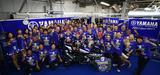 画像: 勝利にわくヤマハ・ファクトリー・レーシング・チームのスタッフたち。おめでとうございました! race.yamaha-motor.co.jp