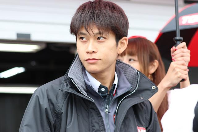 画像1: イケメンライダーは彼!!