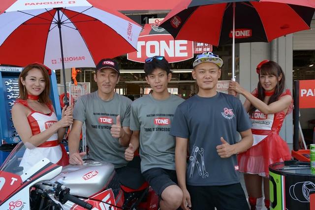 画像7: 8時間の耐久レースの厳しさ!